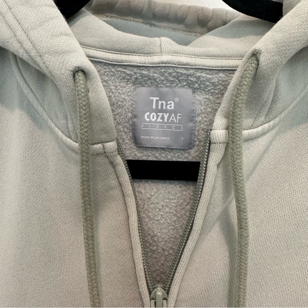 Aritzia - TNA - COZYAF BOYFRIEND ZIP-UP HOODIE